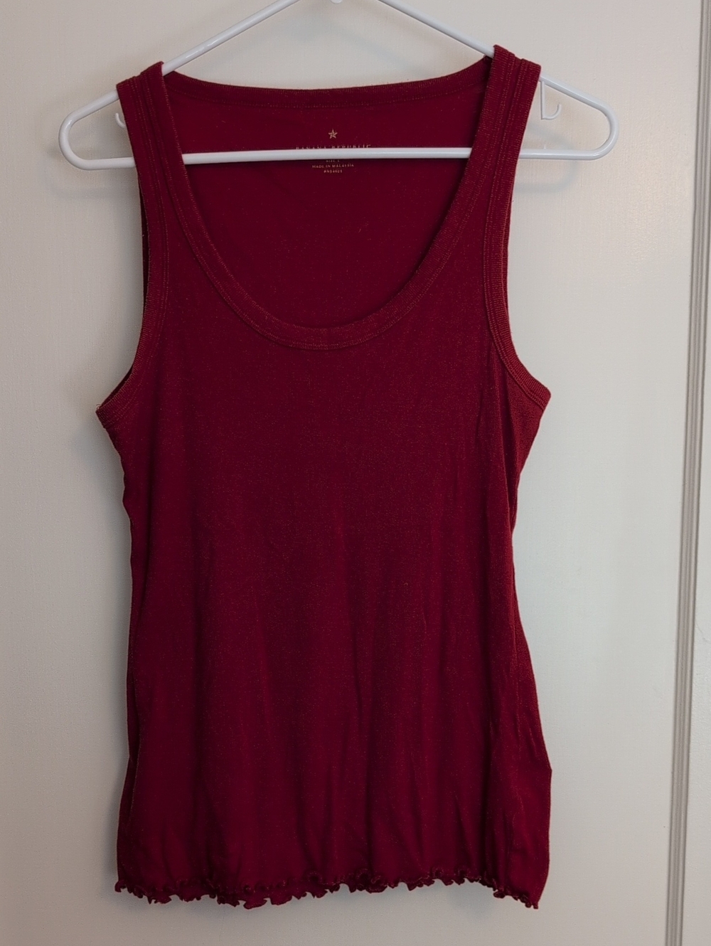 Women's Scoop Neck Tank Top - Red